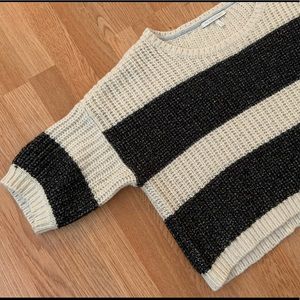 VS Slouchy Wool Blend Chunk Knit Sweater!